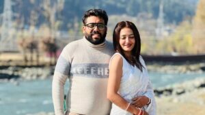 वड़ा पाव गर्ल चंद्रिका दीक्षित और युगम का झगड़ा, सोशल मीडिया पर फिर मचा बवाल